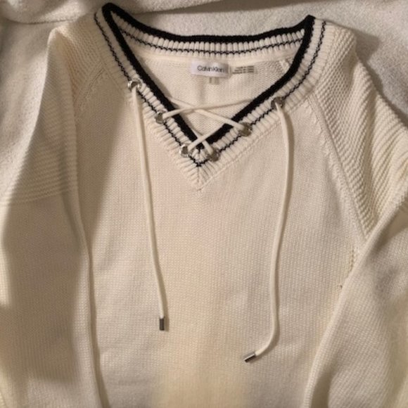 2 x *HP* Calvin Klein white sweater - Picture 2 of 14